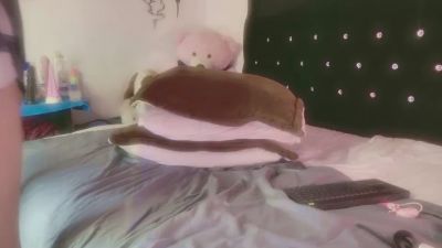 tyler_cat live cam on Cam4