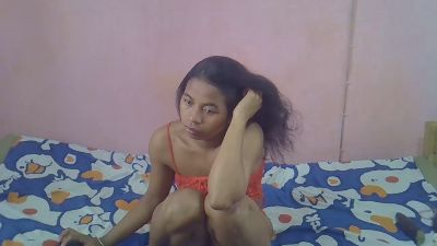 tynah77 live cam on Cam4