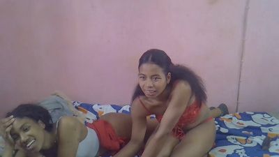 tynah77 live cam on Cam4