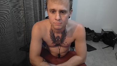 tytantroublexxx live cam on Cam4