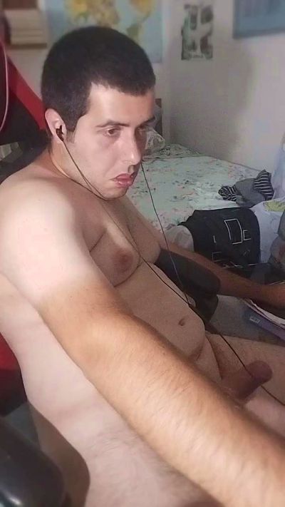 uaieo4fun live cam on Cam4