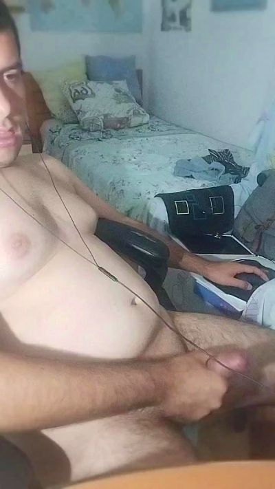 uaieo4fun live cam on Cam4