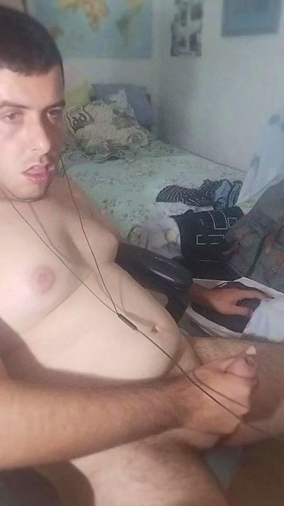 uaieo4fun live cam on Cam4