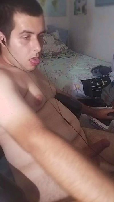 uaieo4fun live cam on Cam4