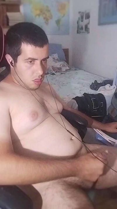 uaieo4fun live cam on Cam4