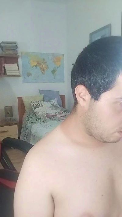 uaieo4fun live cam on Cam4