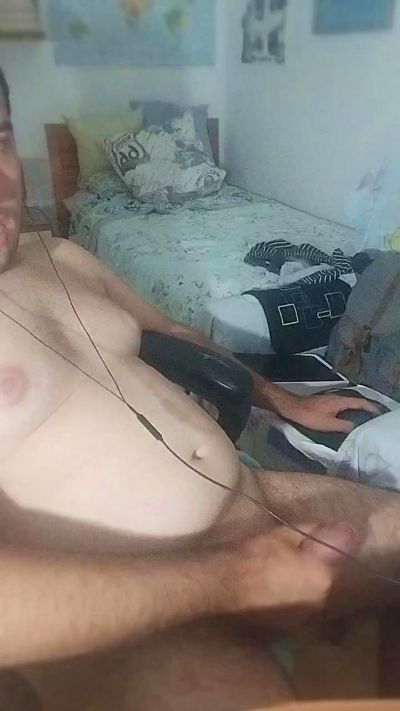 uaieo4fun live cam on Cam4