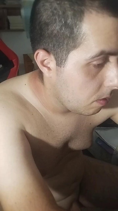 uaieo4fun live cam on Cam4