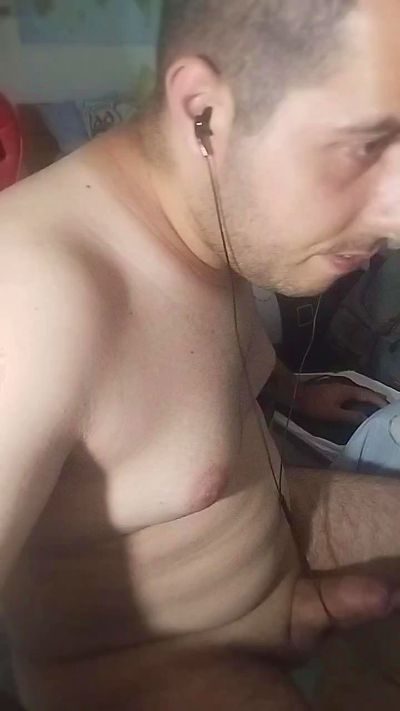 uaieo4fun live cam on Cam4