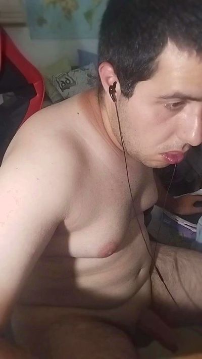 uaieo4fun live cam on Cam4