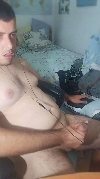 uaieo4fun live cam on Cam4