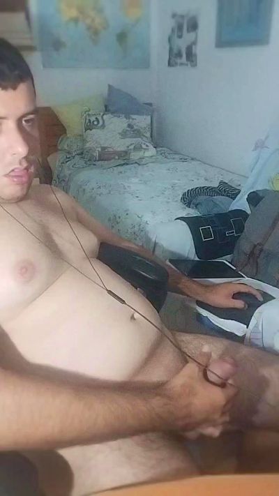 uaieo4fun live cam on Cam4