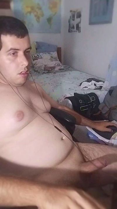 uaieo4fun live cam on Cam4