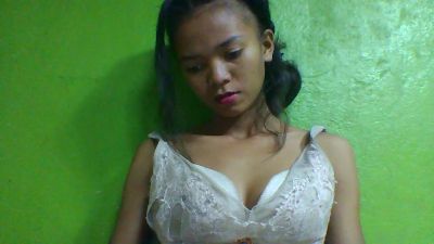 ueschancheuse1 live cam on Cam4