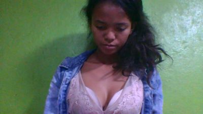 ueschancheuse1 live cam on Cam4