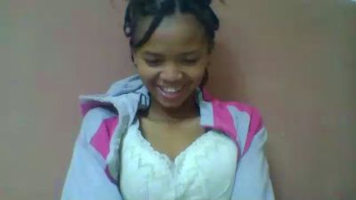 ueschancheuse1 live cam on Cam4