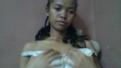 ueschancheuse1 live cam on Cam4
