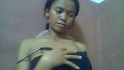 ueschancheuse1 live cam on Cam4