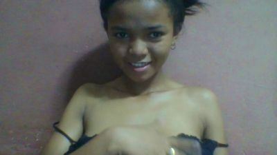 ueschancheuse1 live cam on Cam4