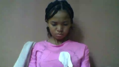 ueschancheuse1 live cam on Cam4