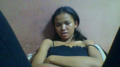 ueschancheuse1 live cam on Cam4