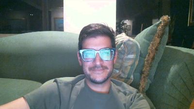 uiomanec live cam on Cam4