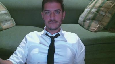 uiomanec live cam on Cam4