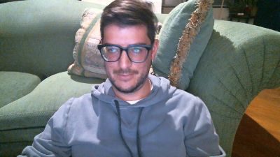 uiomanec live cam on Cam4