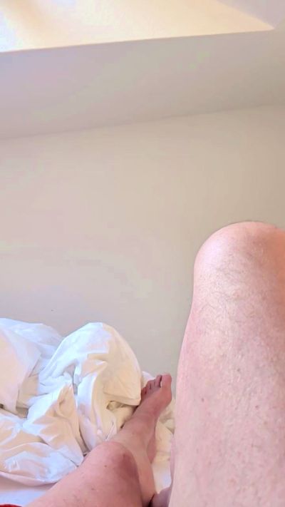 ulrichhot live cam on Cam4