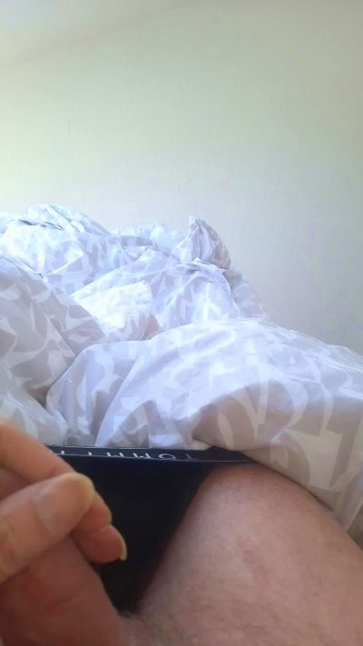 ulrichhot live cam on Cam4