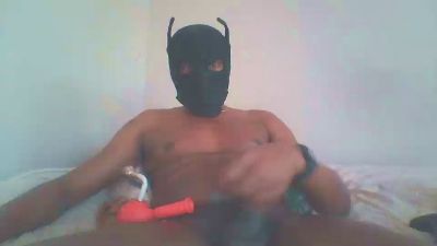 ultratron34 live cam on Cam4