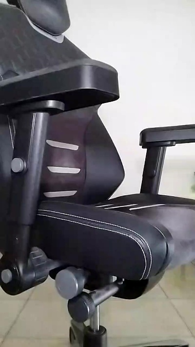 uncutcockitaly live cam on Cam4
