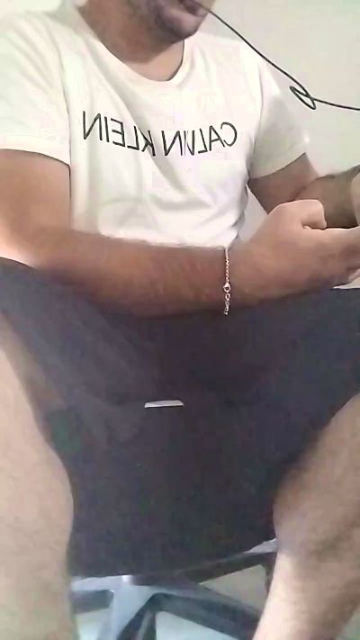 uncutcockitaly live cam on Cam4