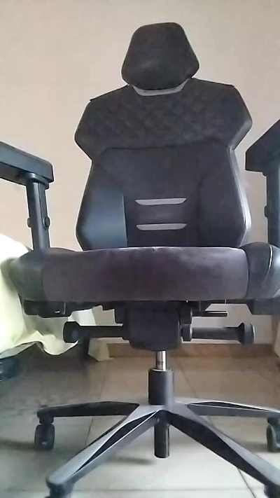 uncutcockitaly live cam on Cam4