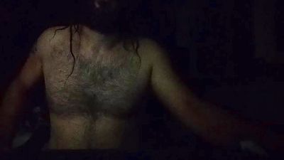 undercase live cam on Cam4