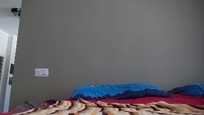 unknown1975 live cam on Cam4