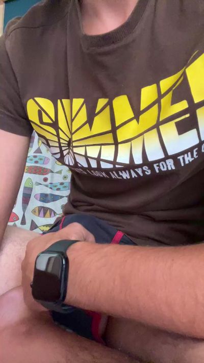 uomo86 live cam on Cam4
