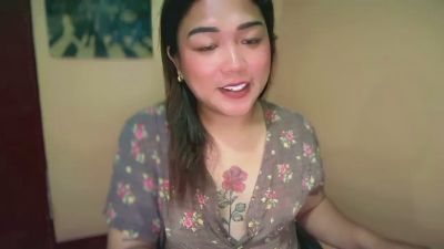 urgirl_dimple live cam on Cam4