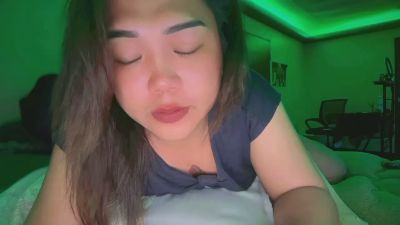 urgirl_dimple live cam on Cam4