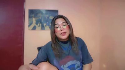 urgirl_dimple live cam on Cam4
