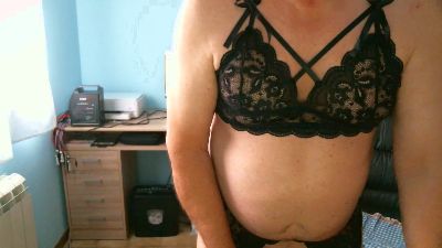 urick10 live cam on Cam4