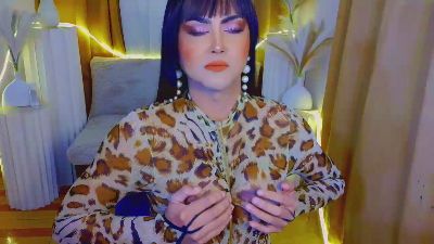 urlovelyalixza live cam on Cam4