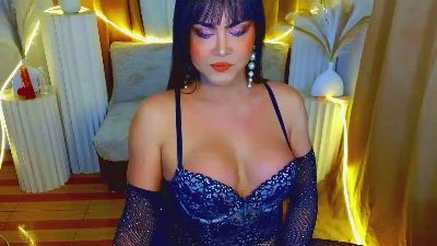 urlovelyalixza live cam on Cam4