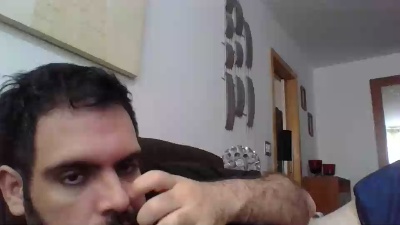 ursoversatil65 live cam on Cam4