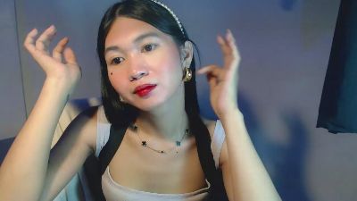 ursweetkia live cam on Cam4