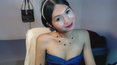 ursweetkia live cam on Cam4