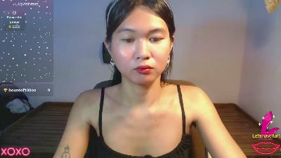 ursweetkia live cam on Cam4