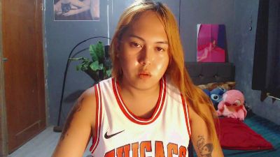 ursweetpinayxxx live cam on Cam4