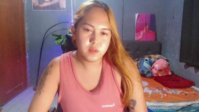 ursweetpinayxxx live cam on Cam4