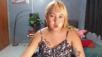 ursweetpinayxxx live cam on Cam4